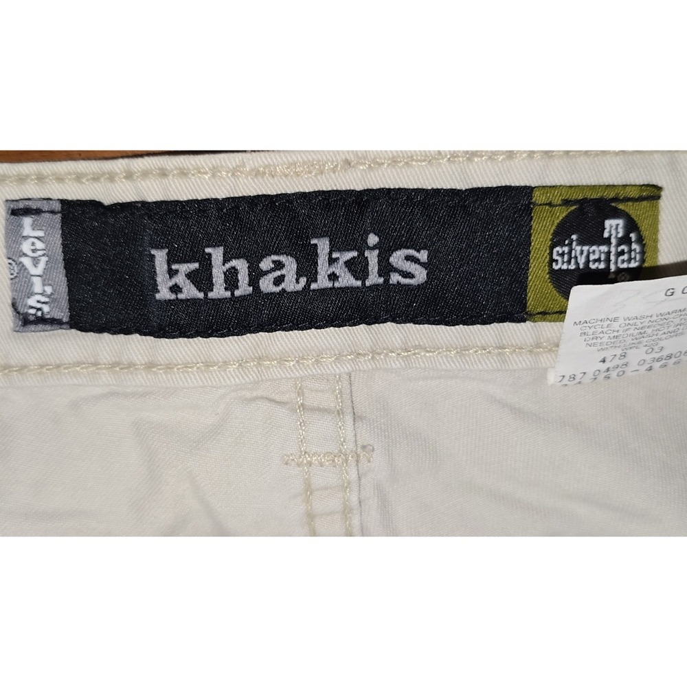 Levi's Khakis SilverTab Cargo Shorts Relaxed Vintage Tan Twill 38 (fits 39x10) - Picture 6 of 8